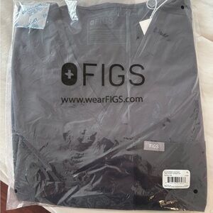 Figs Charcoal Scrub Top